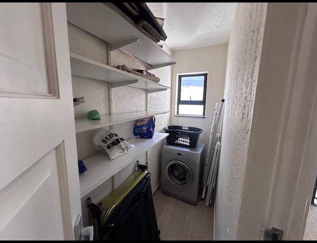 2 BEDROOM PROPERTY TO RENT IN SILVER LAKES GOLF ESTATE